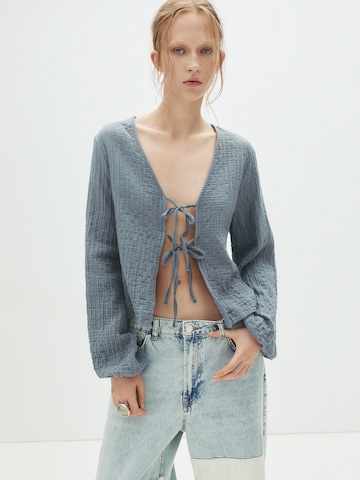 Chemisier Pull&Bear en bleu : devant