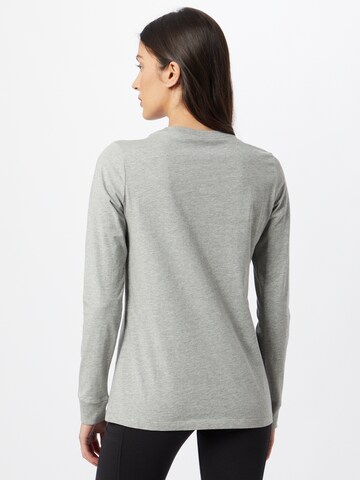 Nike Sportswear Shirt 'Essential' in Grau