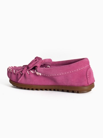 Chaussure basse 'Kilty' Minnetonka en rose