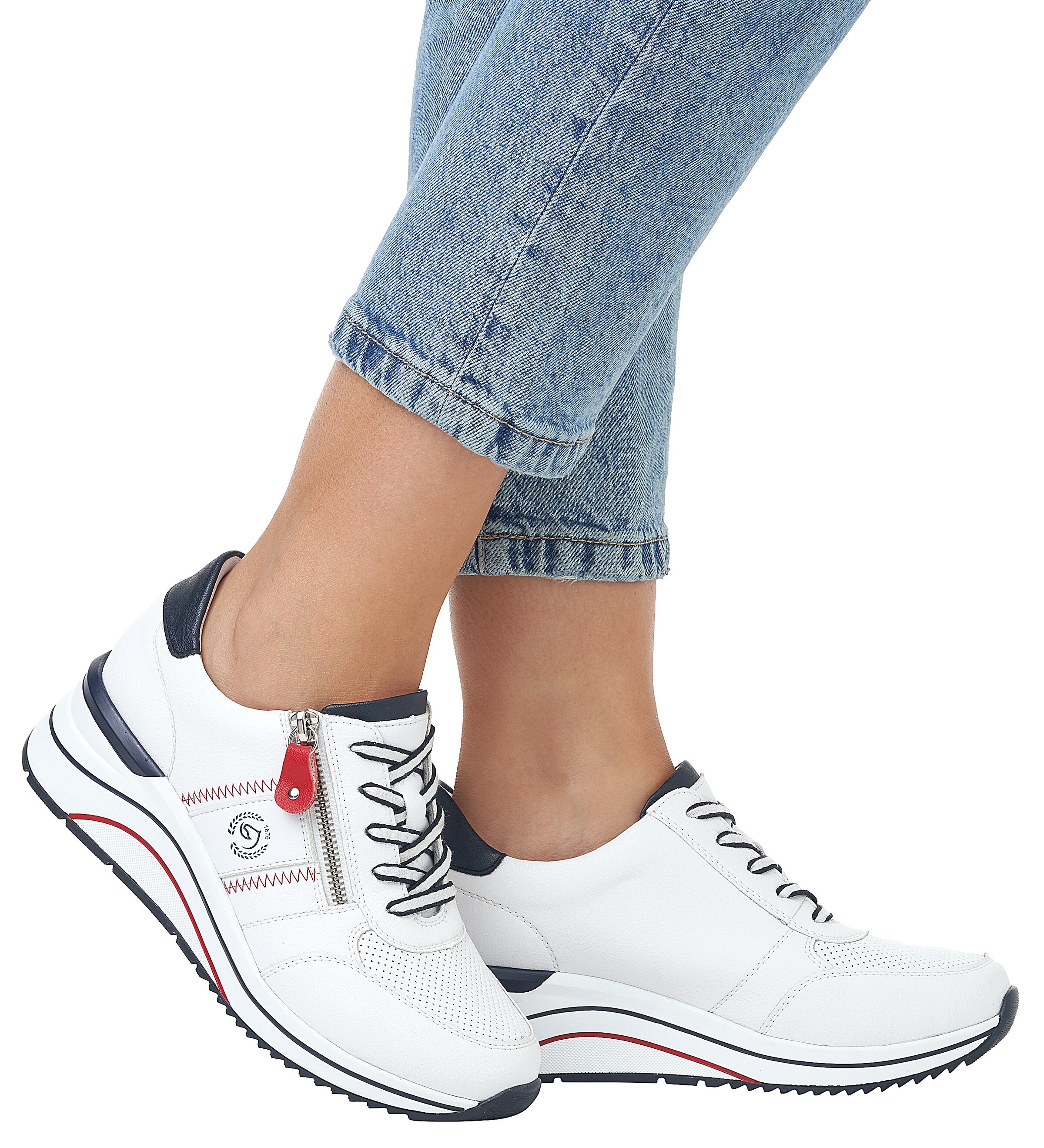 Baskets basses REMONTE en blanc