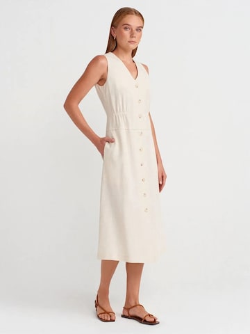 Dilvin Midi Kleid in Beige