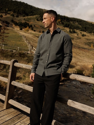 DAN FOX APPAREL Regular fit Overhemd 'Leopold' in Grijs