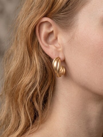 Kamakula Earrings 'Triple Twist' in Gold