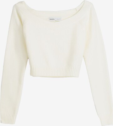 Bershka Sweater in Beige: front