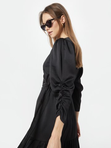 Robe 'Mira' co'couture en noir