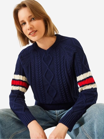 Pull-over 'Pullover' Bianco Lucci en bleu : devant