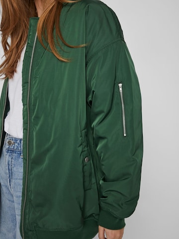 VILA Prechodná bunda 'Alyna' - Zelená