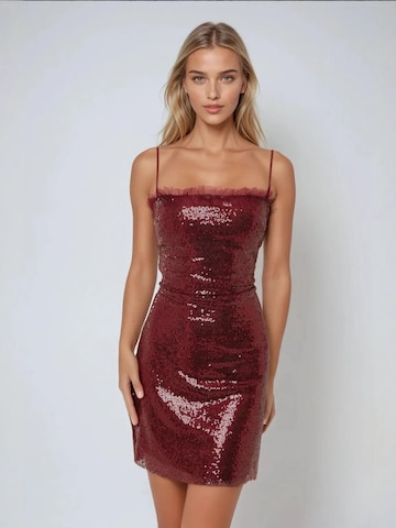 Hiccup Cocktail Dress in Red: front
