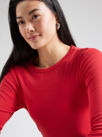 s.Oliver Μπλουζάκι σε κόκκινο