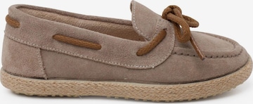 Chaussure basse Pisamonas en gris : devant