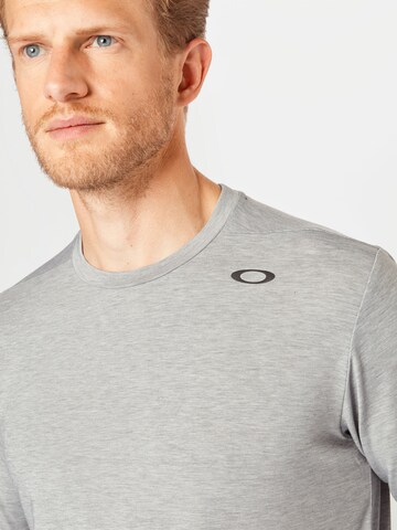 OAKLEY - Camisa funcionais 'LIBERATION SPARKLE' em cinzento