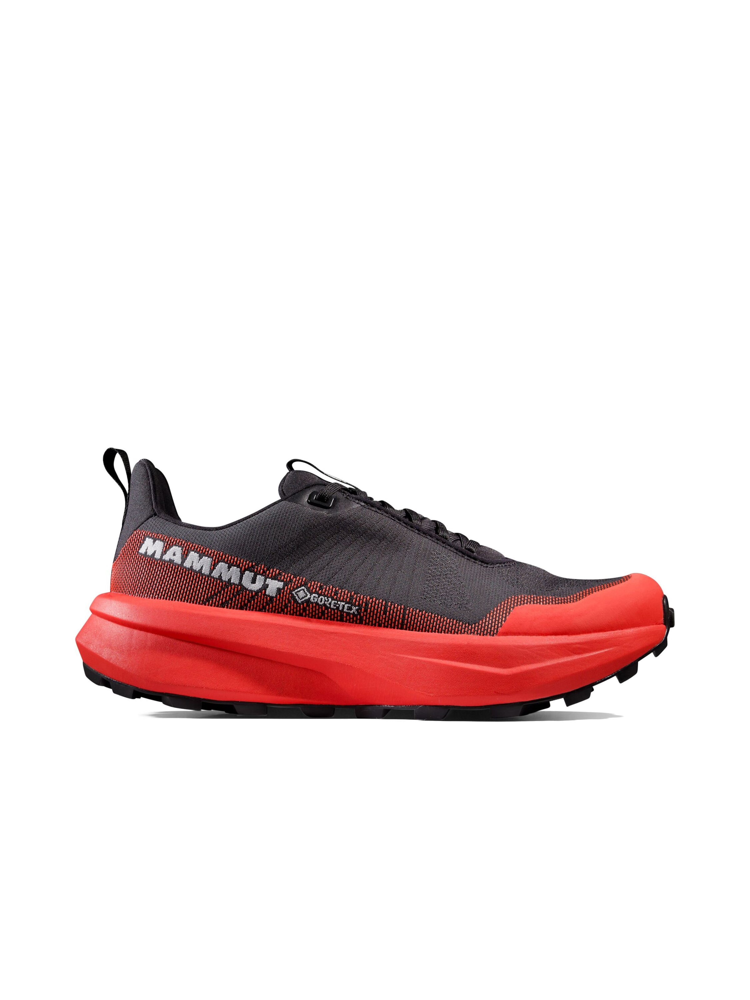 MAMMUT Flats in Red