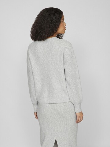 VILA Sweater in Grey