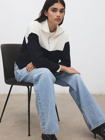 MANGO Pullover 'COSMIC' i blå