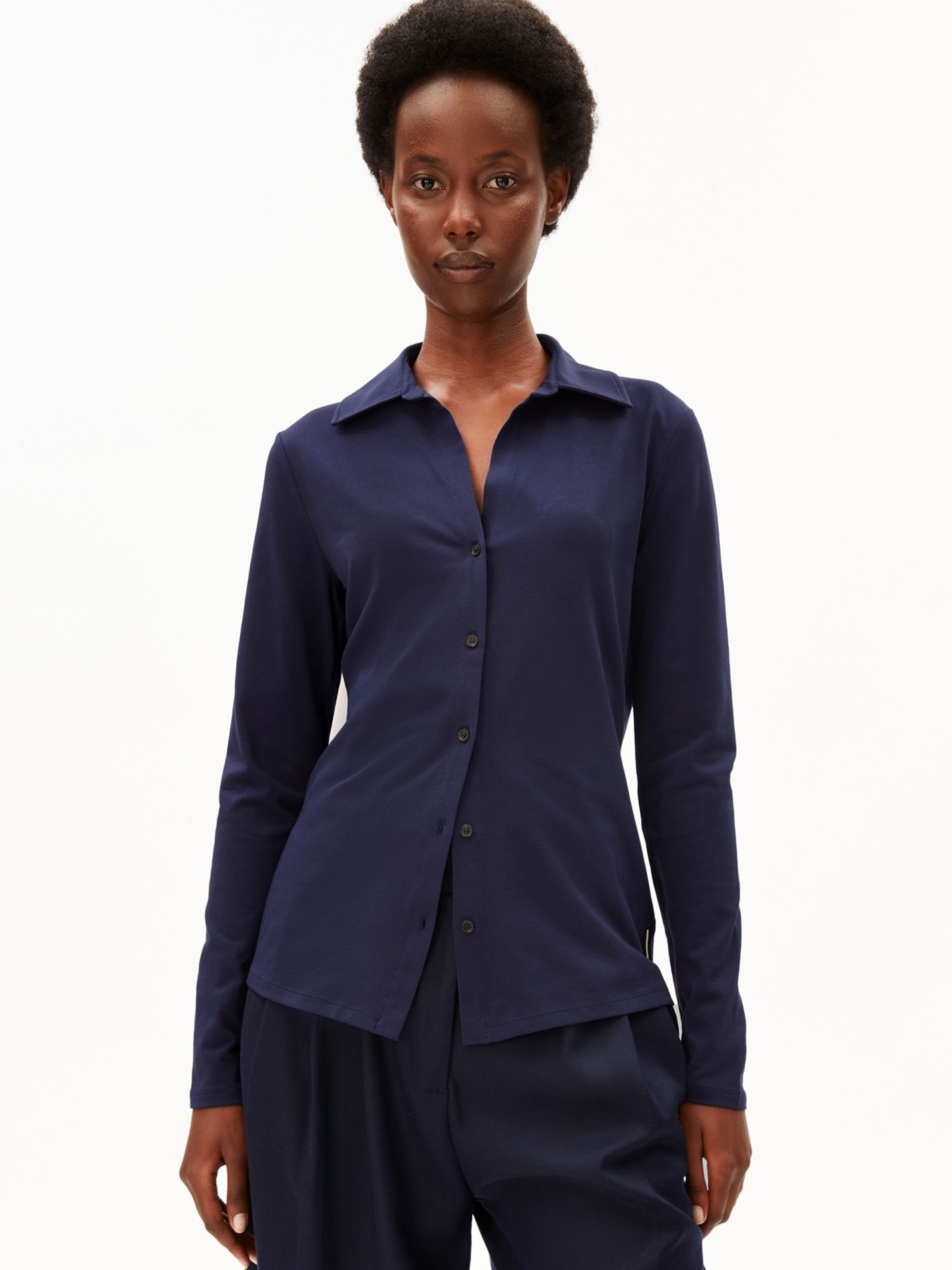 ARMEDANGELS Blouse in Blue: front