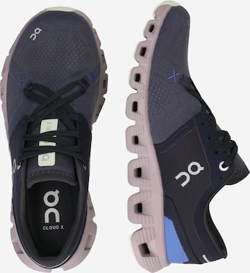 On Sneakers laag 'CloudX3' in Blauw