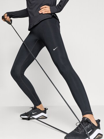 NIKE Skinny Sportnadrágok '365' - fekete