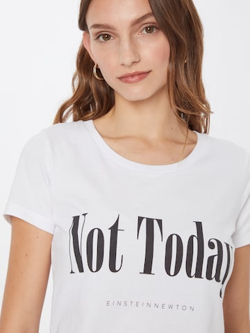 EINSTEIN & NEWTON قميص 'Not Today' بلون أبيض