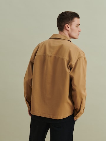 DAN FOX APPAREL Between-Season Jacket 'Eduard' in Brown