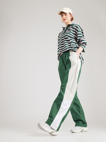 Nike Sportswear - Perna larga Calças em verde