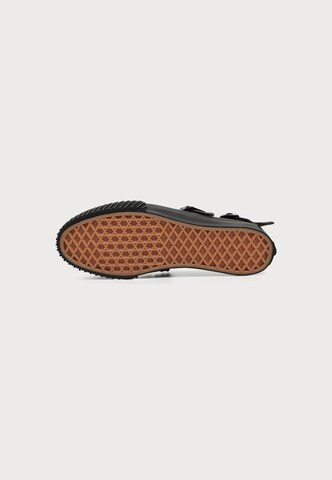 VANS Спортни обувки Slip On в черно: долна страна