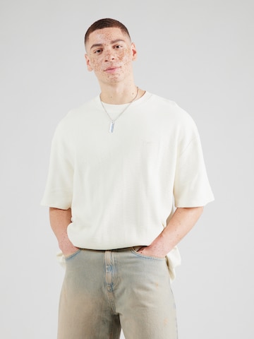 Tricou de la Pegador pe bej: față