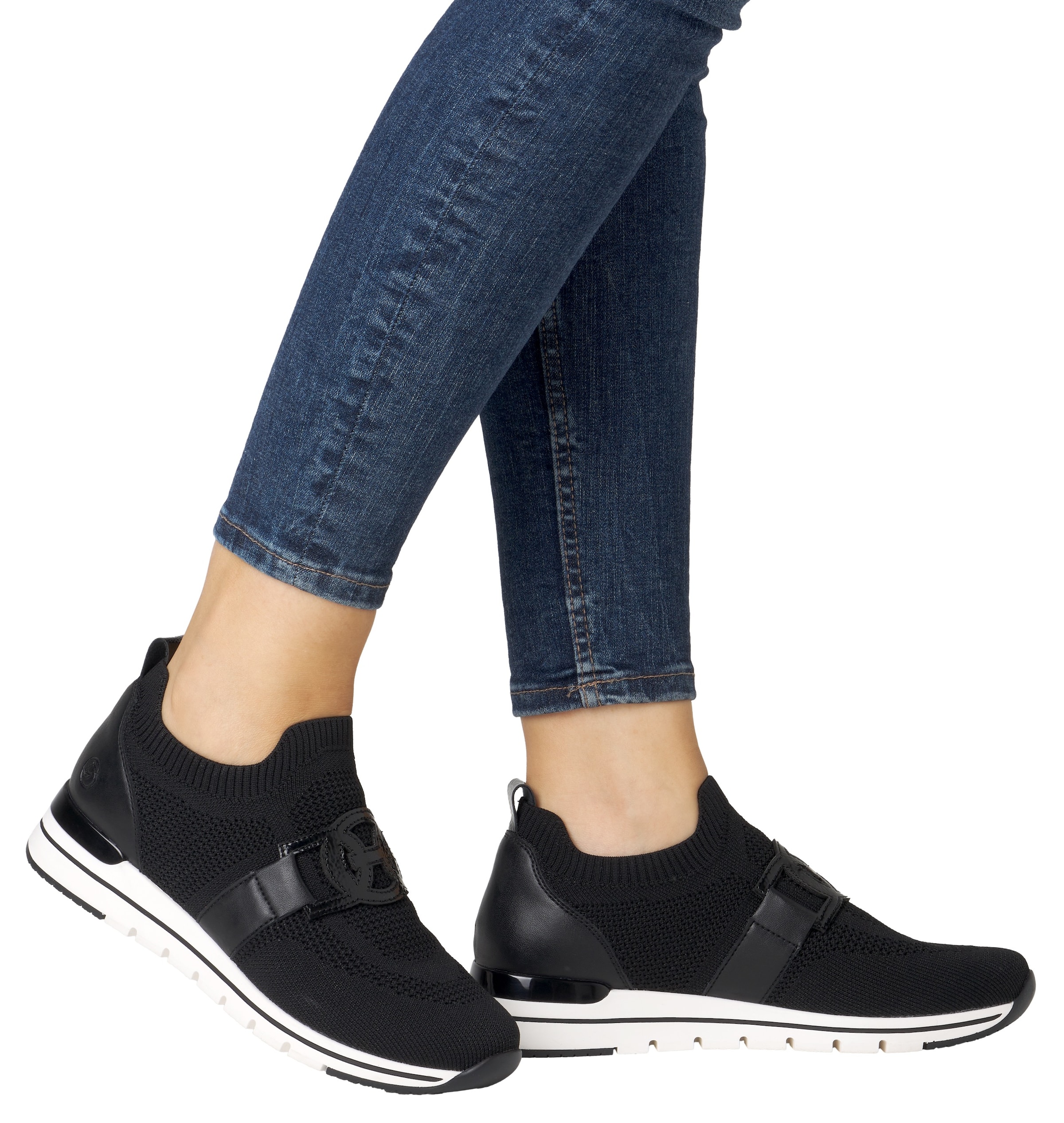 REMONTE Slip-on in Black