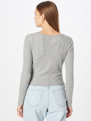 HOLLISTER Pullover in Grau