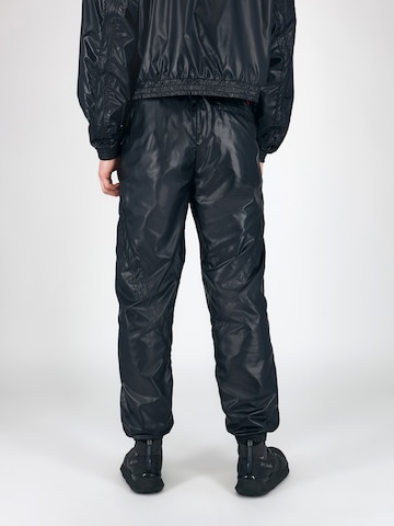 Magdeburg Los Angeles Tapered Pants 'ESSENTIAL' in Black: back