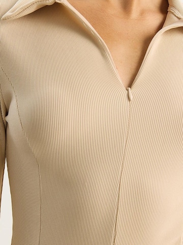 Maglietta di Bianco Lucci in beige