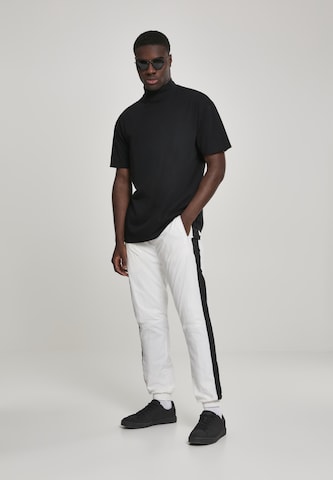 Effilé Pantalon Urban Classics en blanc
