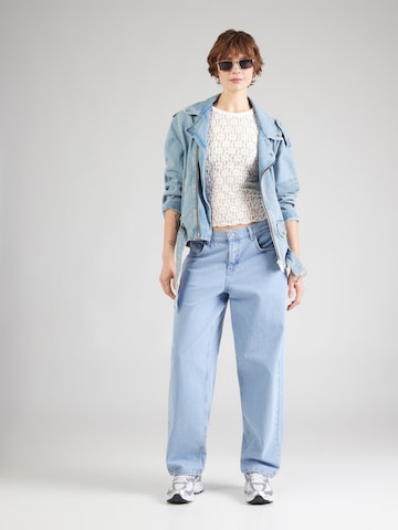 ABOUT YOU - Blusa 'Clara' em branco