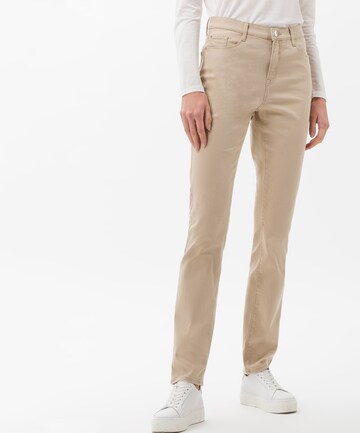 BRAX Regular Jeans 'Carola' in Beige: predná strana