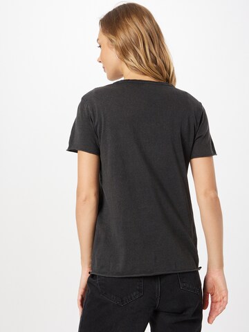 ONLY T-Shirt 'ONLLucy Life' in Schwarz