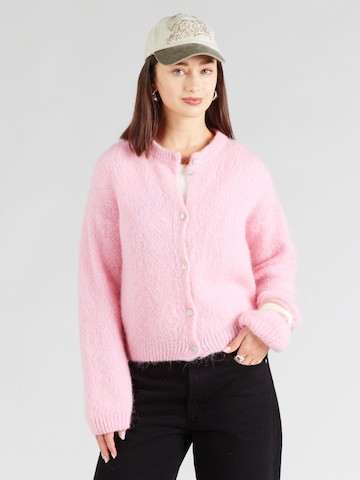 Cardigan 'Kae' Noella en rose : devant