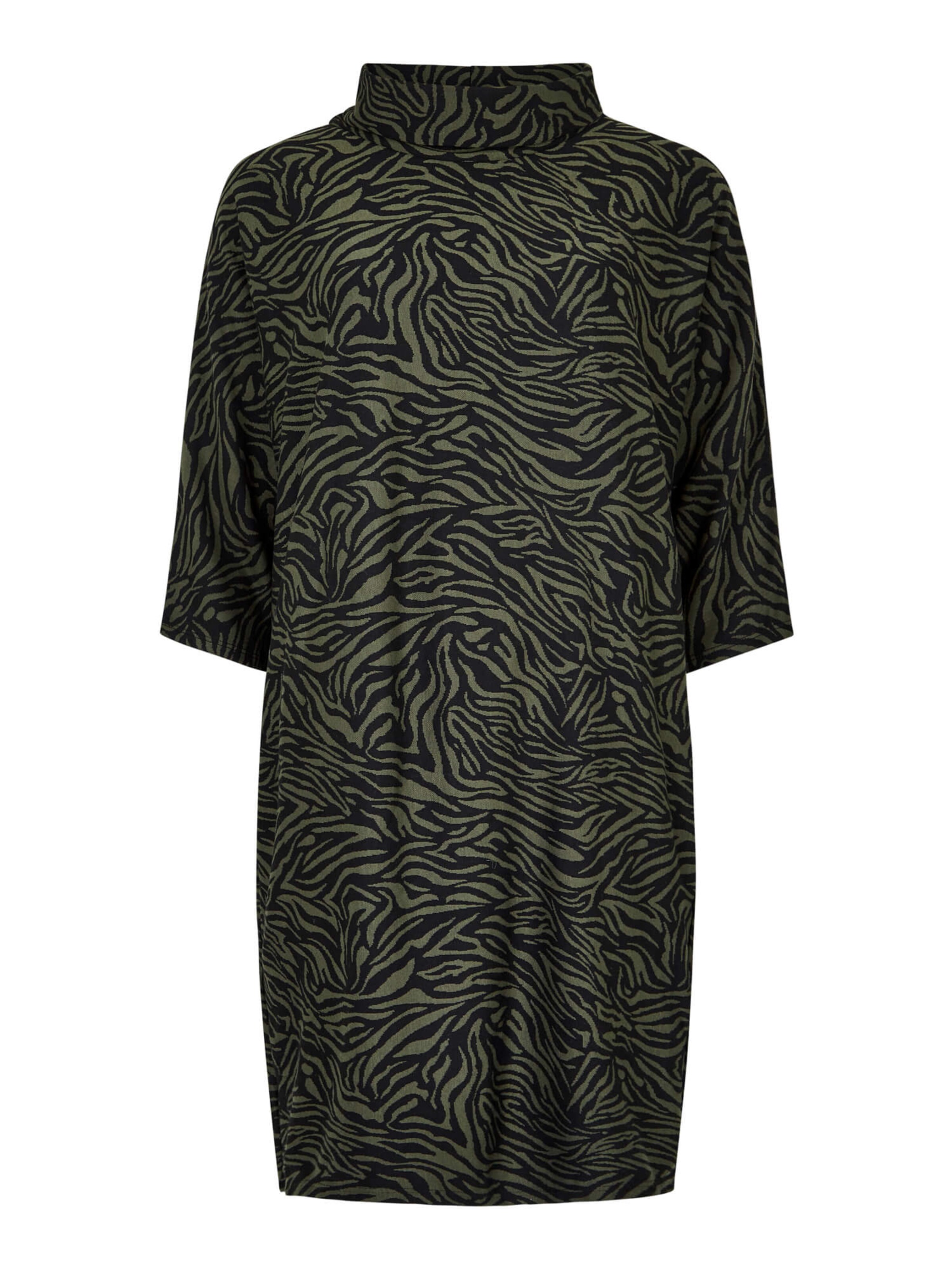 Abito di Apricot in verde: frontale