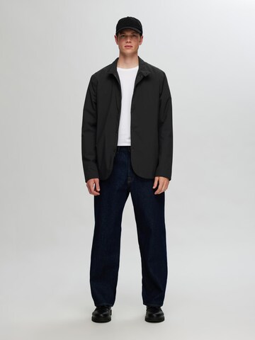 SELECTED HOMME Tussenjas in Zwart