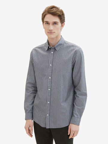 Coupe regular Chemise TOM TAILOR en bleu : devant