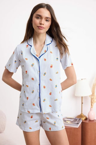 Trendyol Short Pajama Set in White: front