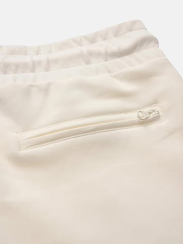 Blauer Regular Trousers in White