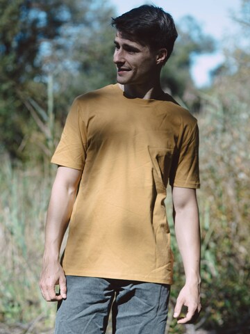 Life-Tree Shirt 'Organic Basic Ocre' in Yellow