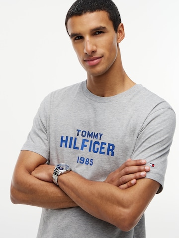 TOMMY HILFIGER Shirt in Grey