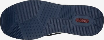 Scarpa slip-on di Rieker in blu