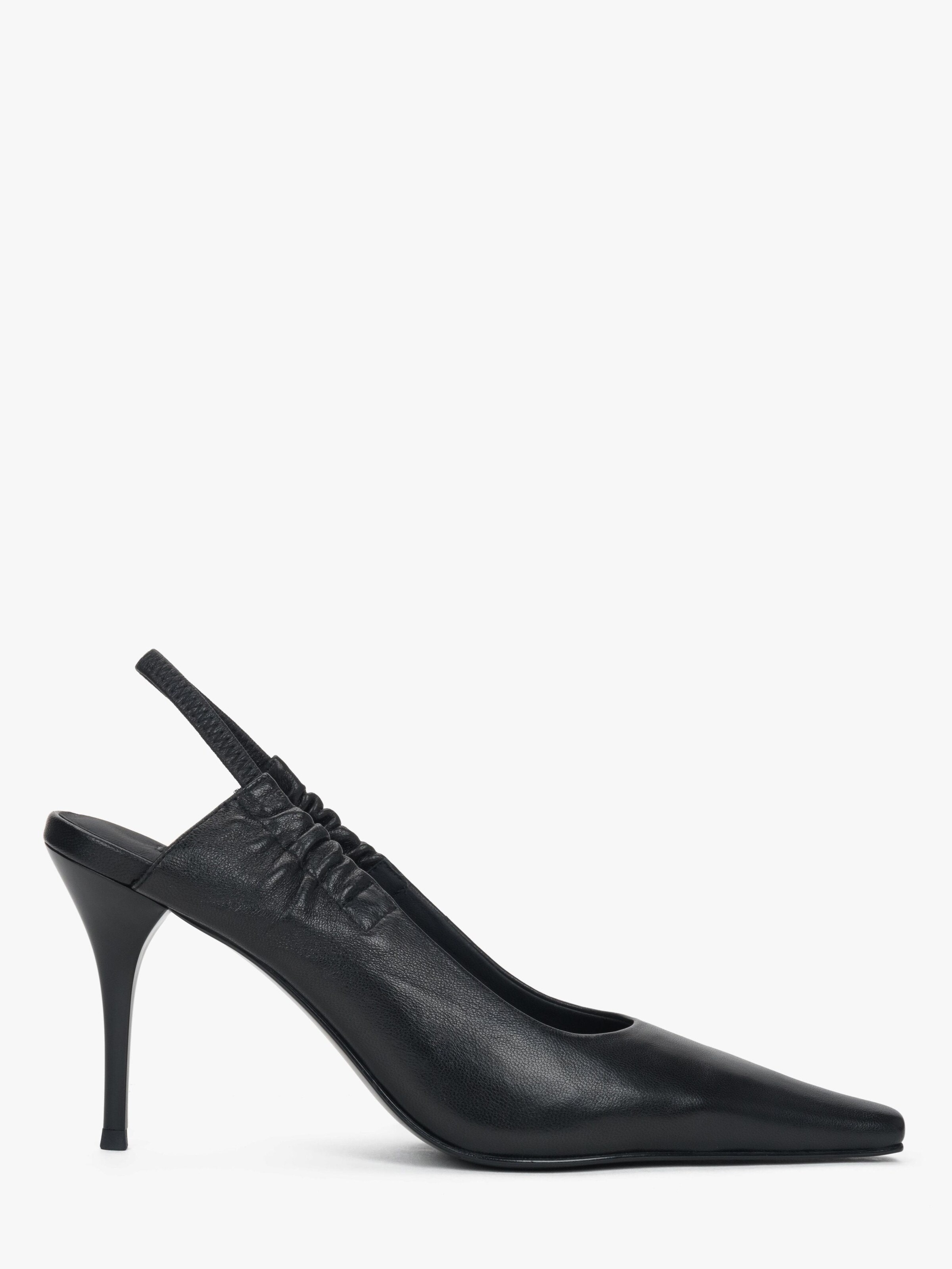 Estro - Zapatos con plataforma '618-6' en negro: frente
