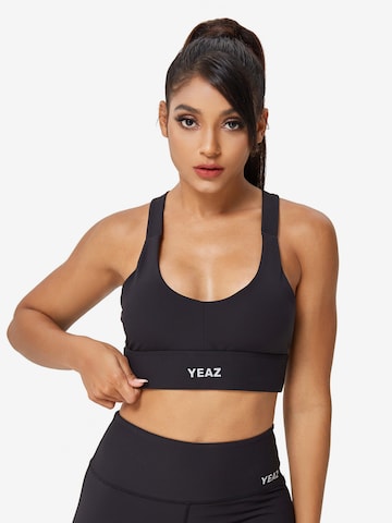 Top sportivo 'Vibrant' di YEAZ in nero