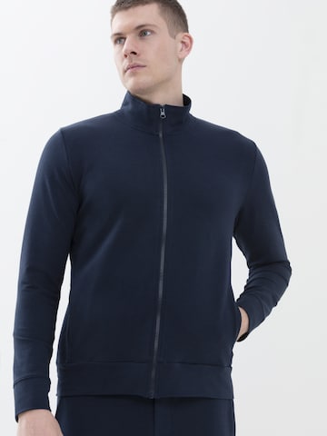 Veste de survêtement 'Enjoy' Mey en bleu : devant