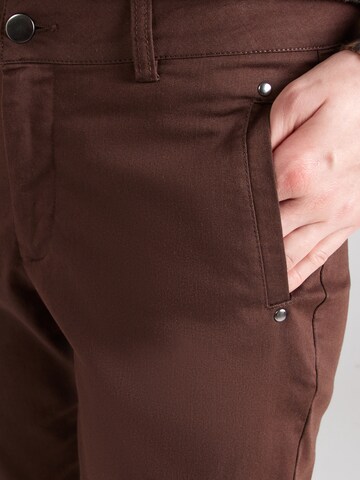 Kaffe Slim fit Chino trousers 'KA Lea Rivet' in Brown