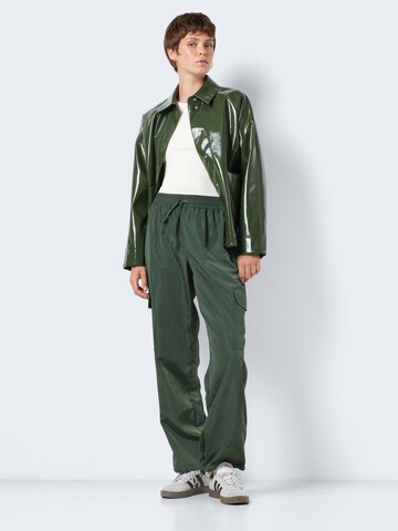 Noisy may Tapered Cargo Pants 'Sky' in Green