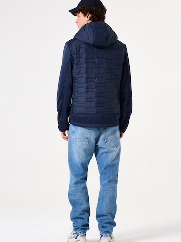 GARCIA Between-Season Jacket in Blue