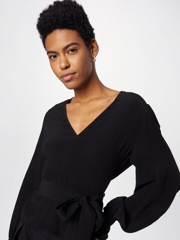 IVY OAK - Blusa 'BEA' en negro